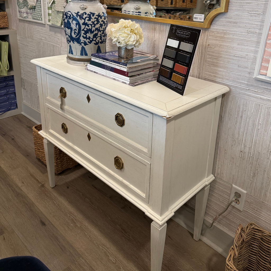Versailles Chest